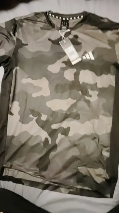 Polera deportiva camuflaje Adidas - miniatura 1