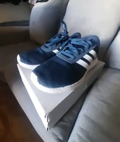 Zapatillas deportivas Adidas azul marino - miniatura 1