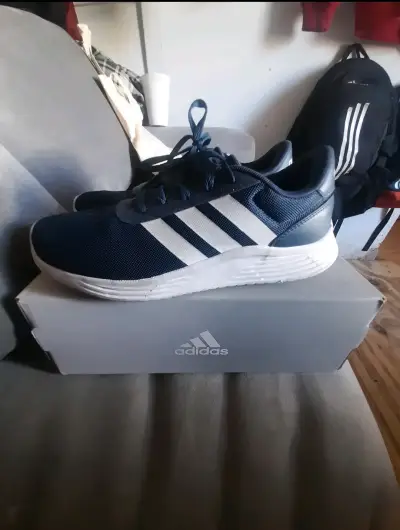 Zapatillas deportivas Adidas azul marino - miniatura 2