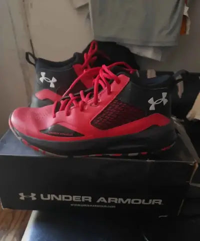 Zapatillas  Under Armour UA Lockdown 5 rojo - miniatura 1