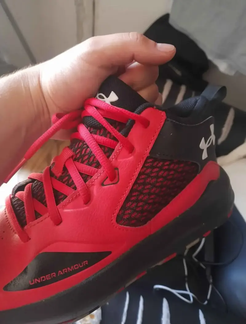 Zapatillas Under Armour UA Lockdown 5 rojo - 2