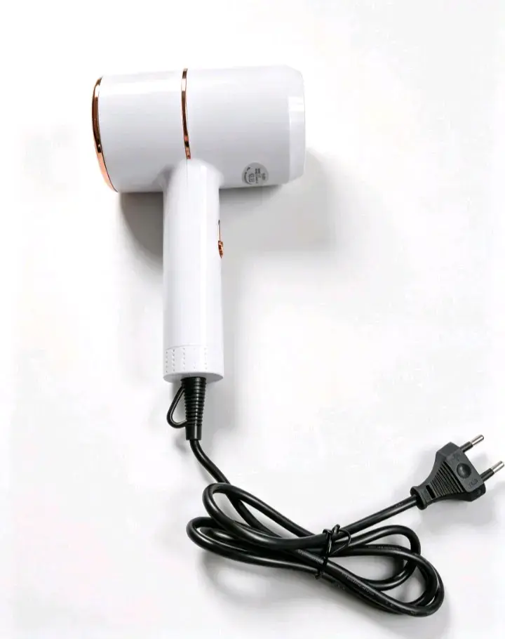 Secador de Pelo Compacto - 2