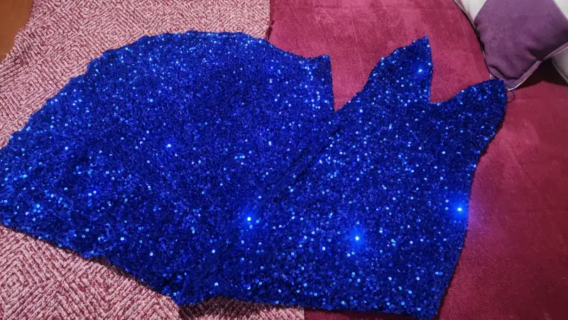 Vestido de fiesta azul con lentejuelas - 6
