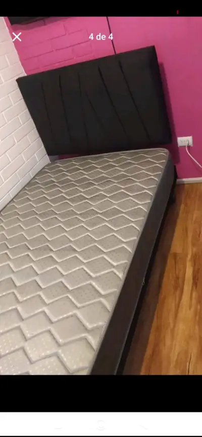 Cama con colchón de una plaza en buen estado - miniatura 1