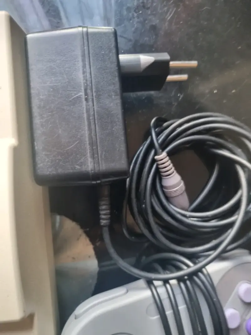 Consola Super Nintendo con juego y accesorios - 2