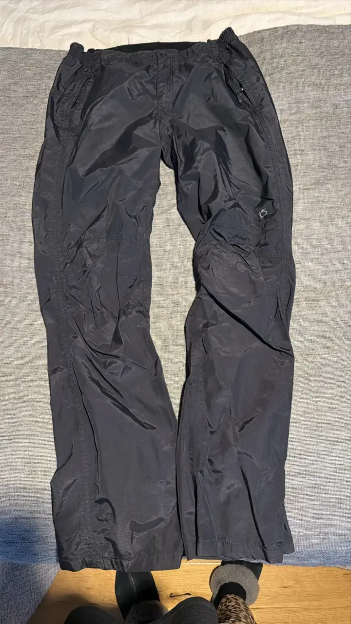 Pantalones de trekking negros para mujer