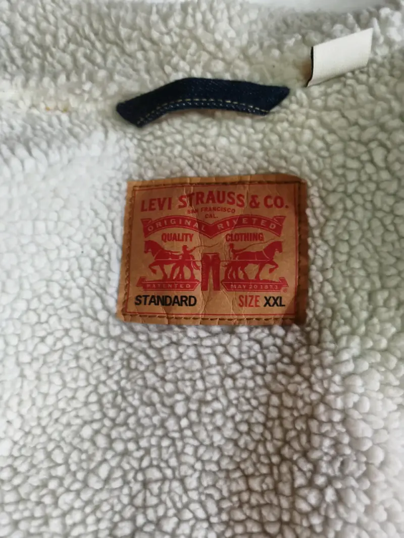 Chaqueta de Mezclilla Levi's con Forro de Borrego - 3