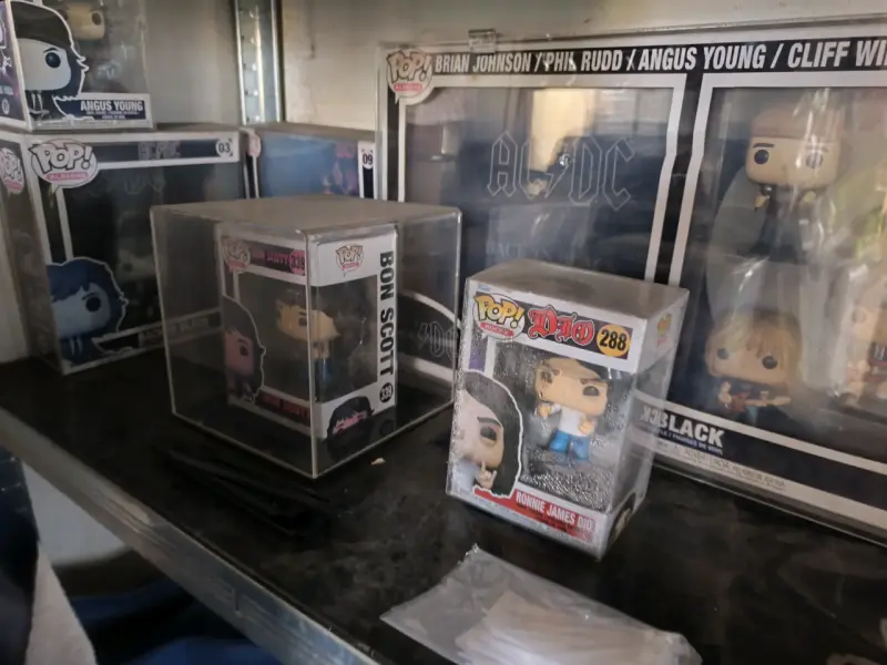 Colección de figuras Funko Pop de músicos famosos - 1