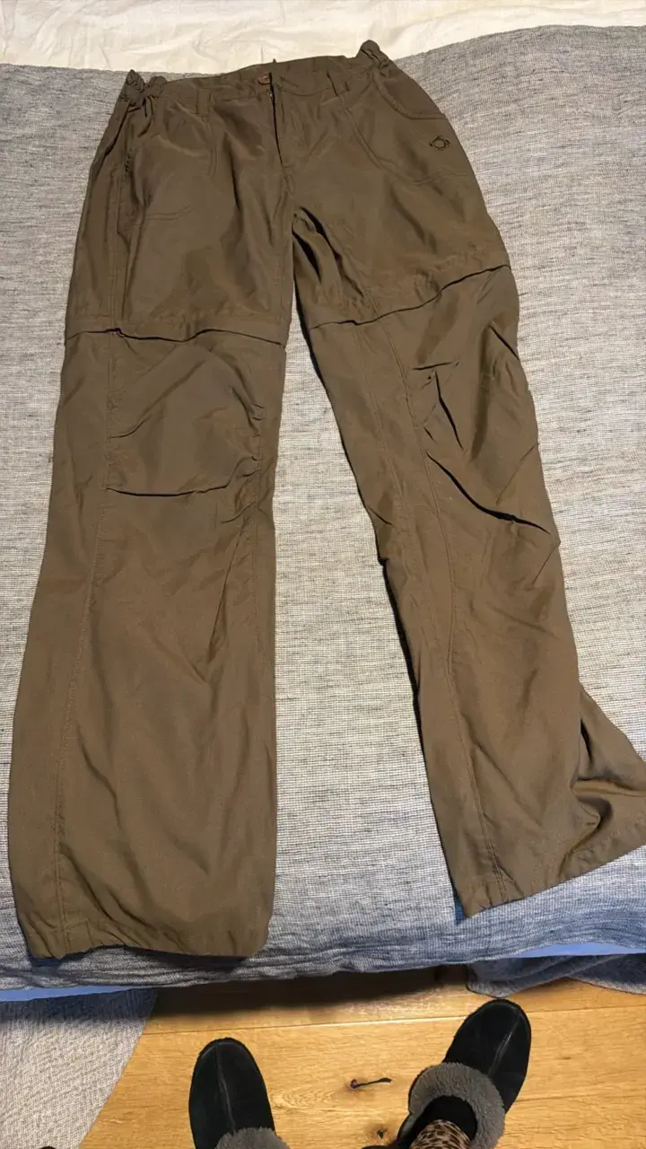 Pantalones desmontables color marrón mujer