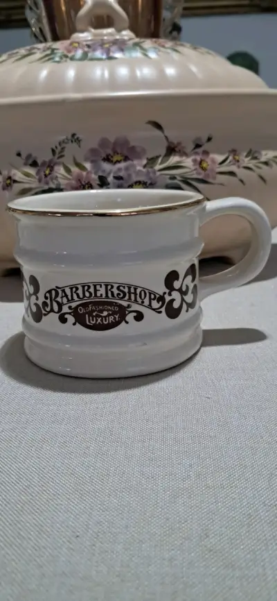 $9000 c/u tazas  años 80 compradas  tienda VILLAGE - miniatura 4