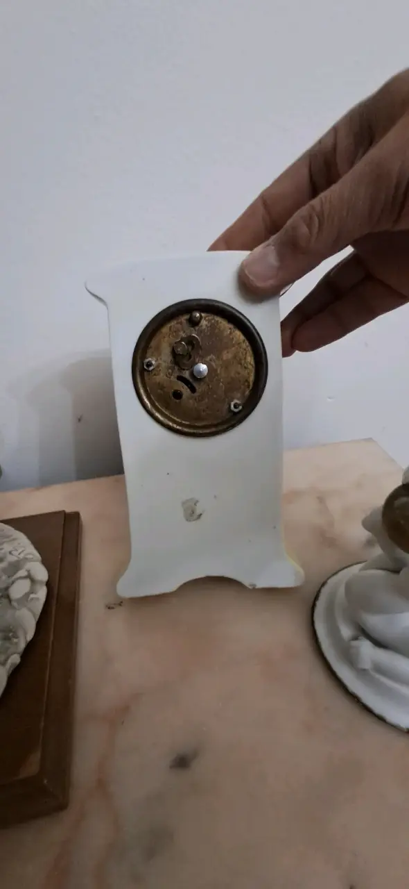 Reloj de mesa aleman siglo XIX pintado a mano - 3