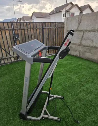 Caminadora eléctrica plegable marca Muvo - miniatura 2