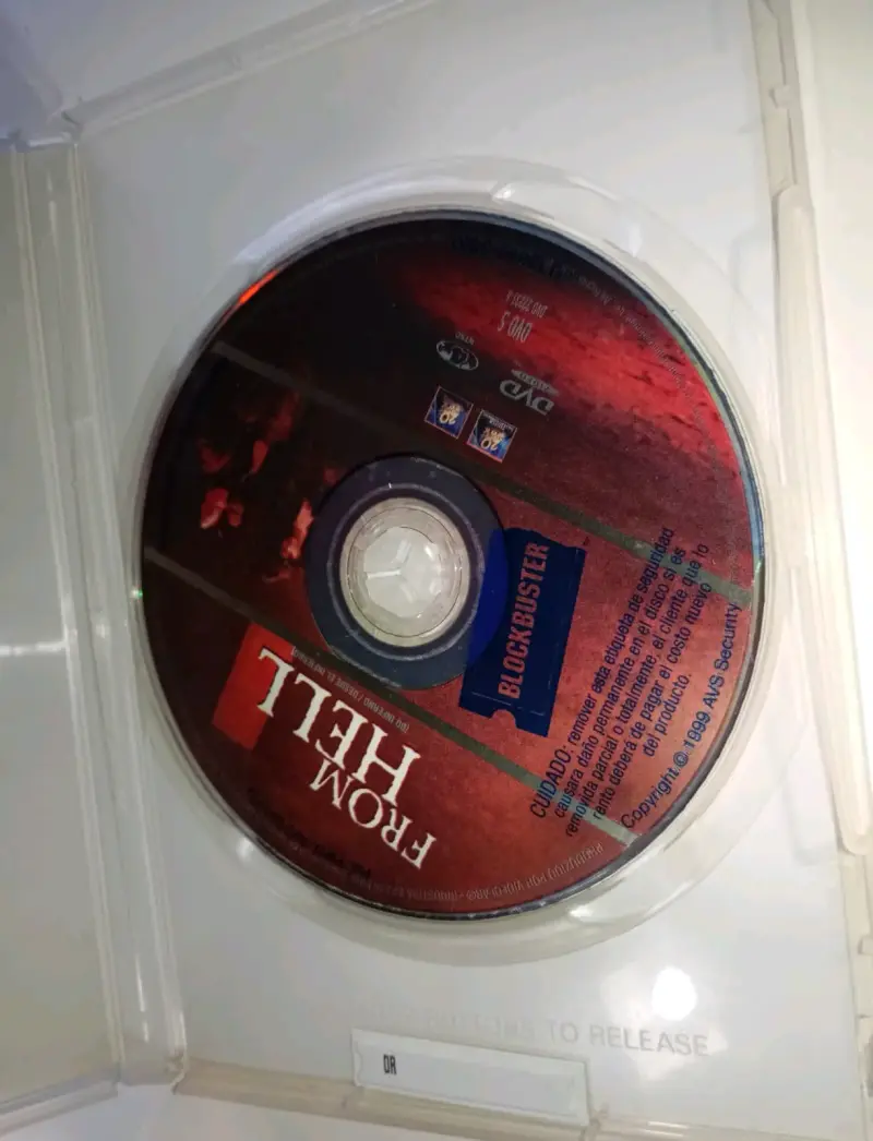 DVD Desde el Infierno con Johnny Depp - 3