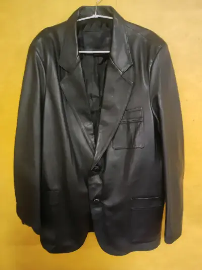 Chaqueta de cuero negra para hombre - miniatura 1