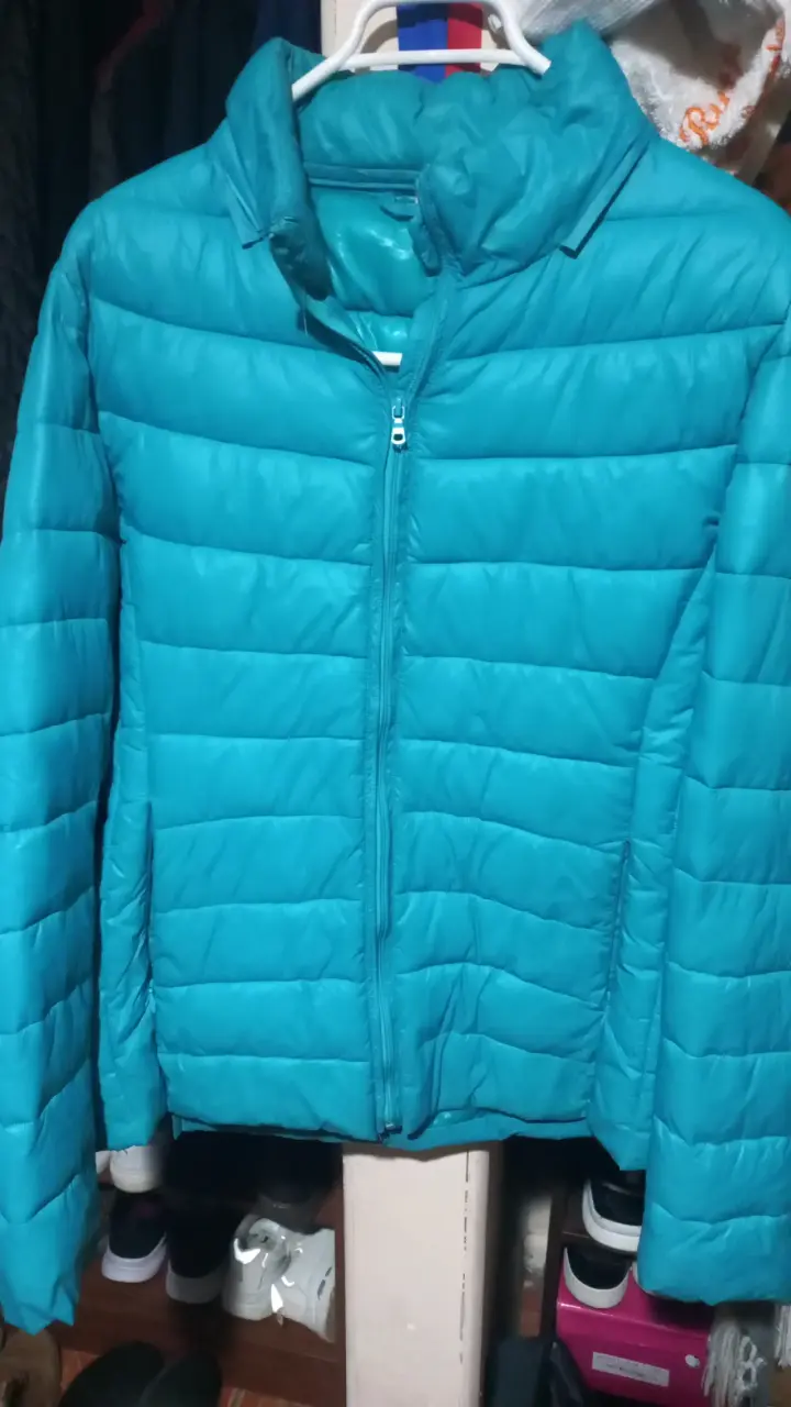 Chaqueta acolchada turquesa para mujer