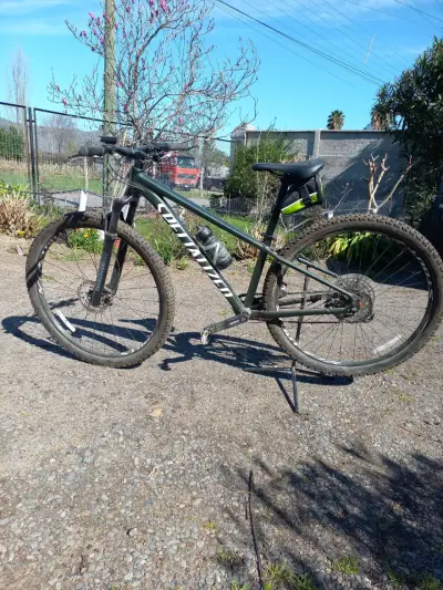 Bicicleta de montaña Specialized verde - miniatura 1