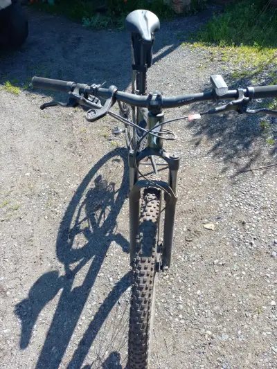 Bicicleta de montaña Specialized verde - miniatura 5