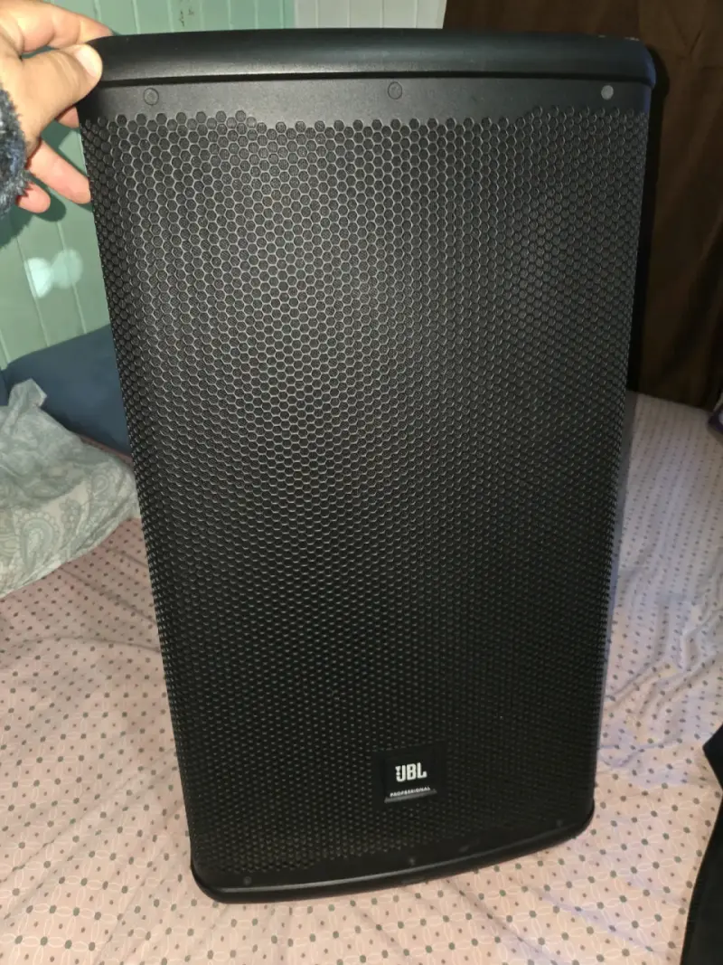 Parlante JBL EON 712 con potencia y calidad de sonido - 3