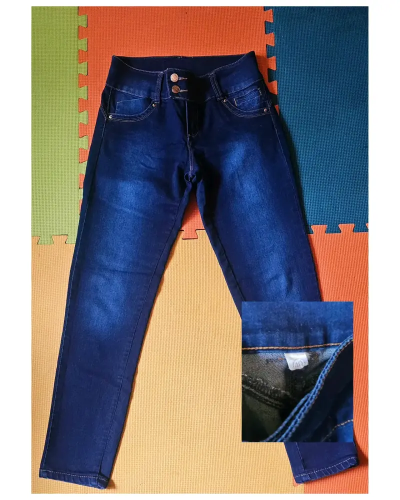 Jeans azul oscuro para mujer talla 40