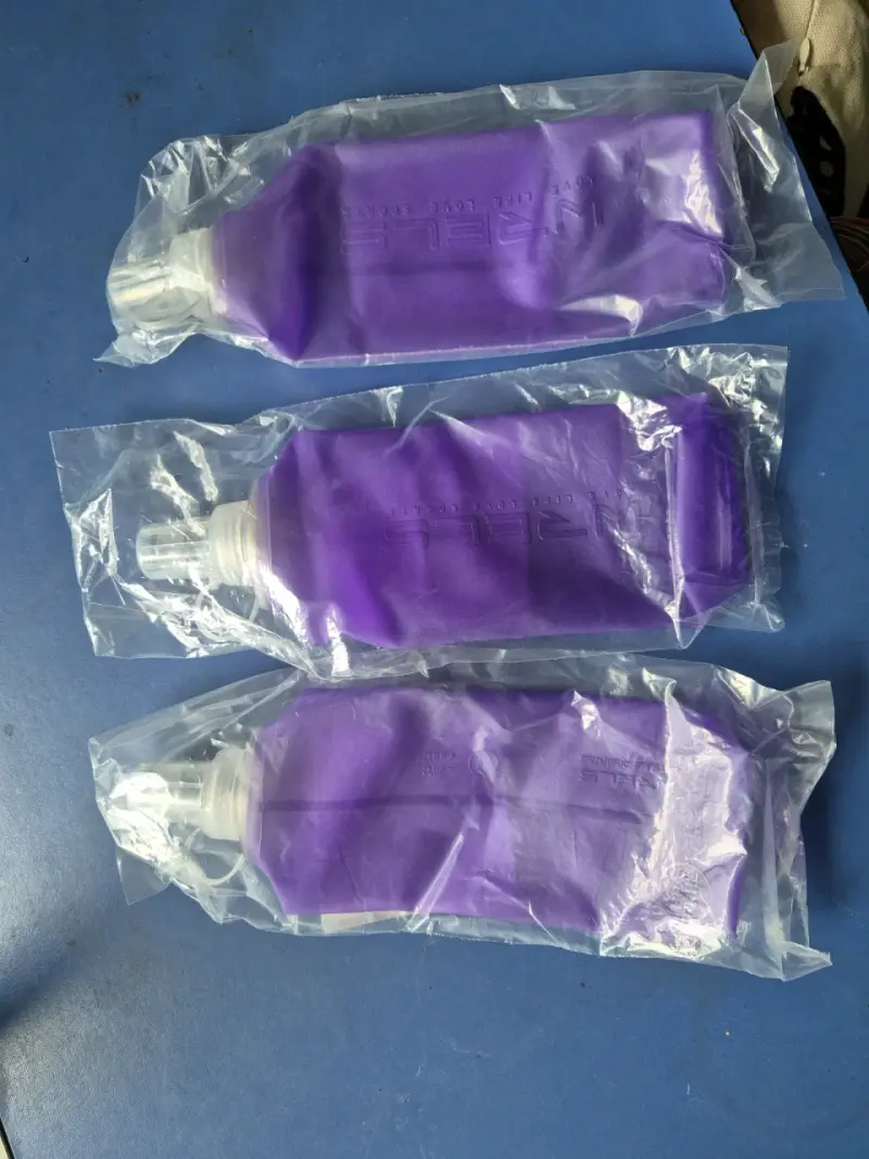 Botellas plegables de silicona moradas y azule - 2