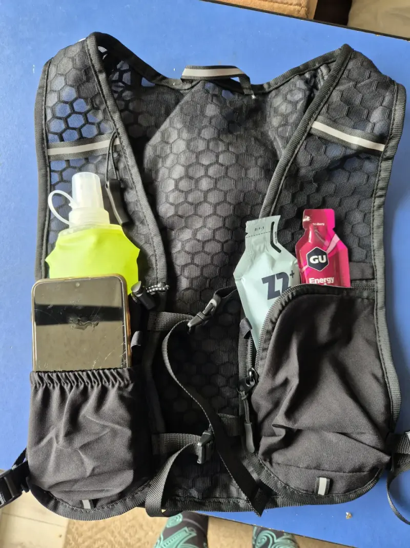 Chaleco de hidratación para running con bolsillos - 1