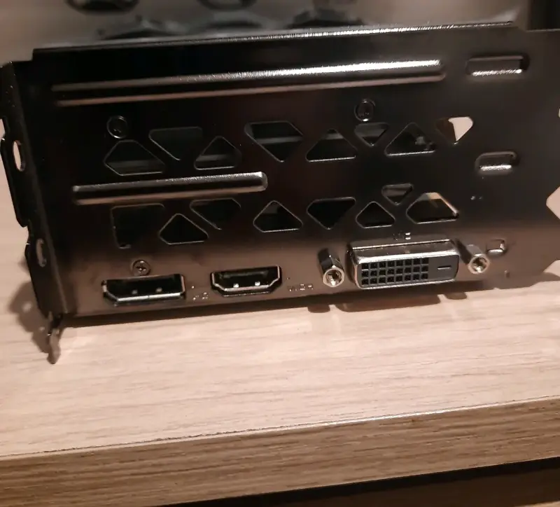 Tarjeta Gráfica EVGA GeForce GTX 1660 Ti - 3