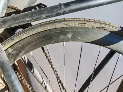 Bicicleta fixie negra P3 Cycles - miniatura 3