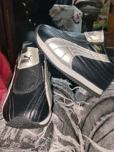 Zapatillas deportivas negras para bebé Puma - miniatura 1