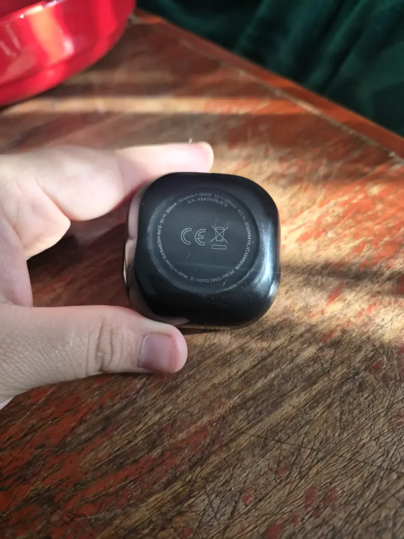 Audífonos Inalámbricos Samsung Galaxy Buds Negros - 4