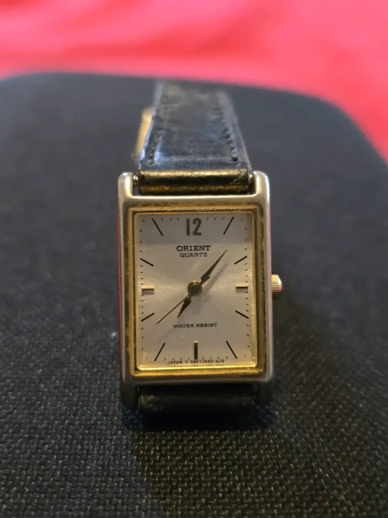 Reloj Orient Quartz Vintage con Correa de Cuero - 2