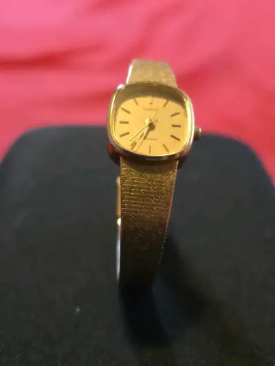 Reloj Casio de Pulsera Dorado para Mujer - miniatura 1