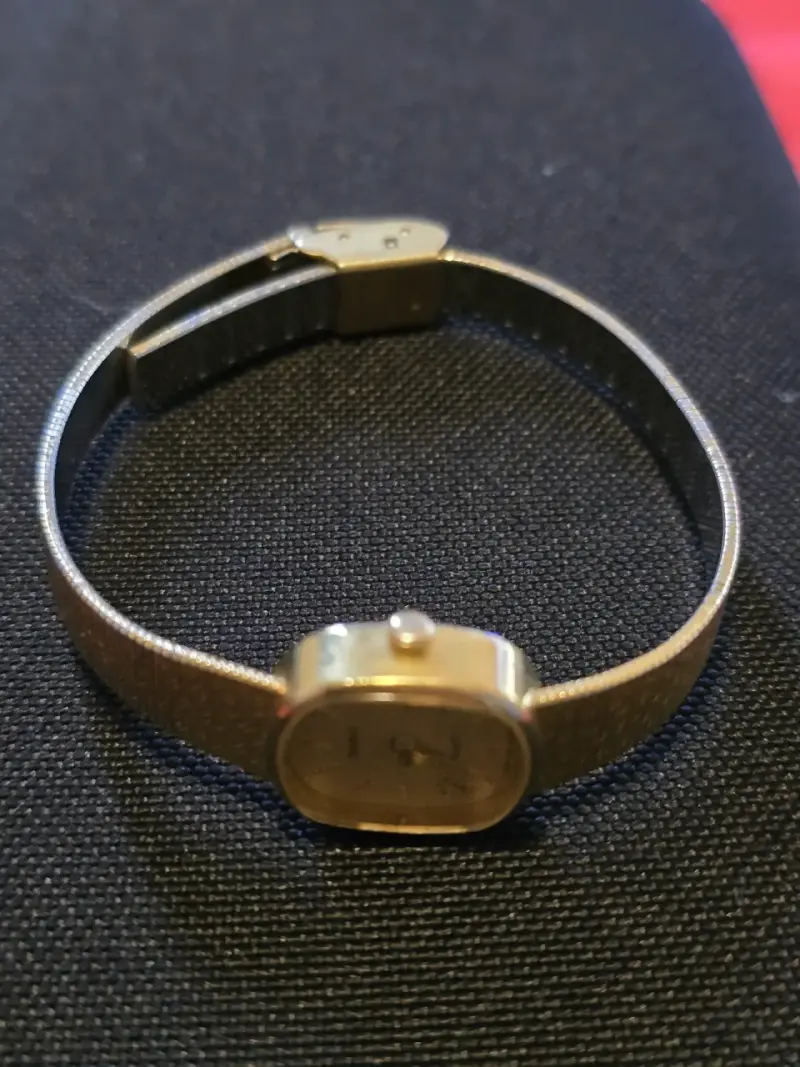 Reloj Casio de Pulsera Dorado para Mujer - 2