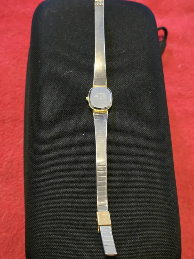 Reloj Casio de Pulsera Dorado para Mujer - 4