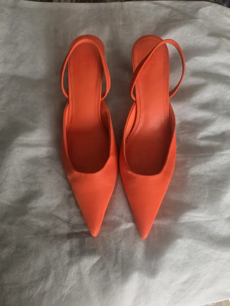 Zapatos de tacón naranja H&M elegantes - 3
