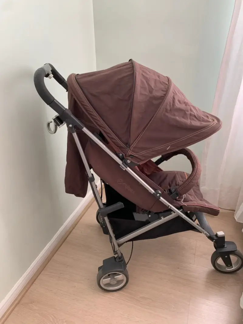 Coche de Paseo Cybex + base +silla nido - 1