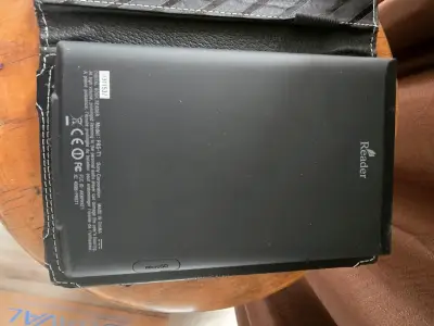 Lector de libros electrónicos Sony con funda púrpura - miniatura 4