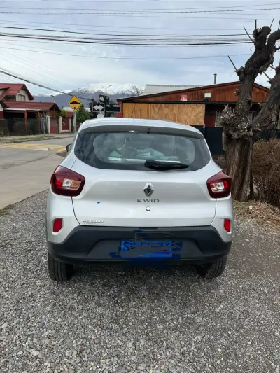 Renault Kwid HB 2023 con 12,000 km - miniatura 2