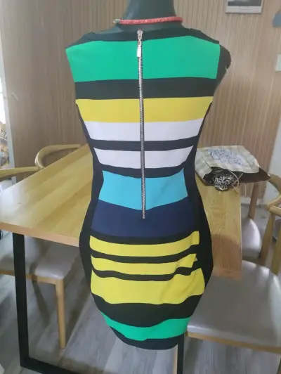 Vestido formal L traído de Miami - miniatura 2