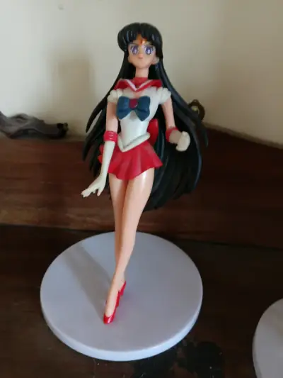 Figuras de colección Sailor Moon - miniatura 3
