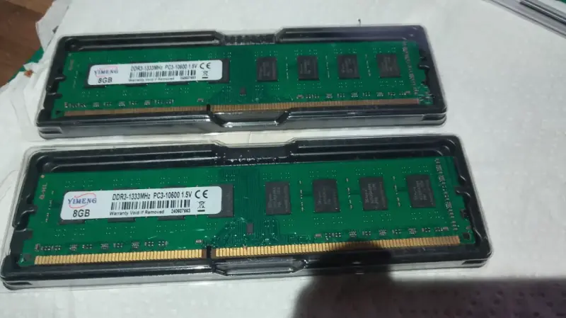 Par de Memorias RAM DDR3 8GB Yimeng 1333MHz