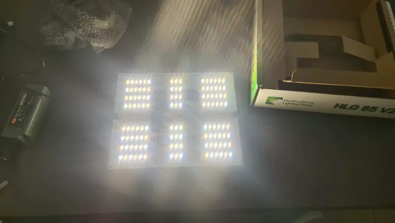Panel LED HLG 65 V2 para cultivo - 5