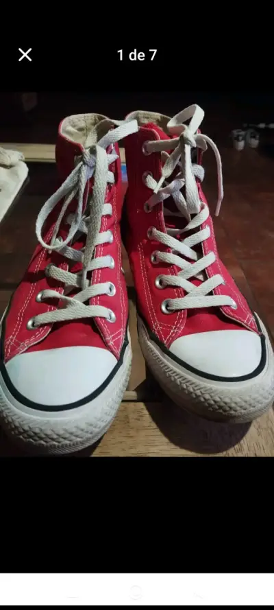 Zapatillas Converse Chuck Taylor rojas - miniatura 1