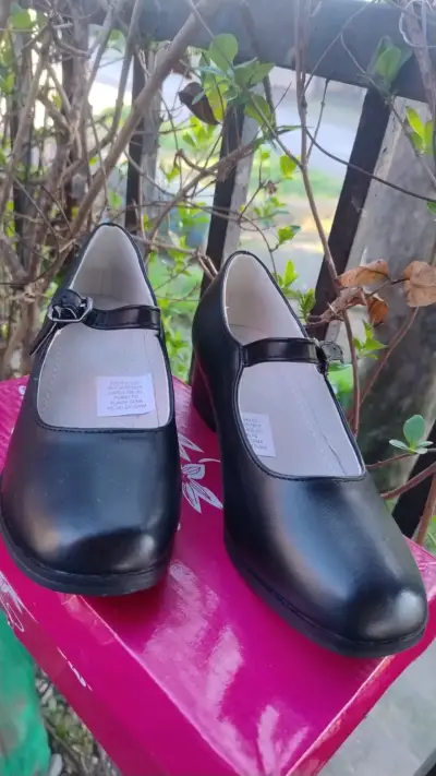 Zapatos de baile negros para niña talla 31 - miniatura 1