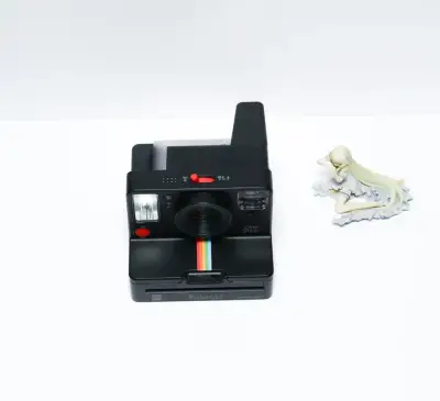 camara instantanea POLAROID OneStep+ Black 9010 - miniatura 1