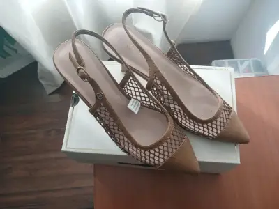 Zapatos de tacón de malla beige Cecilia Bolocco - miniatura 2