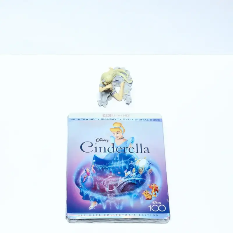 CINDERELLA 4K ULTRA HD + BLU-RAY + DVD - 1