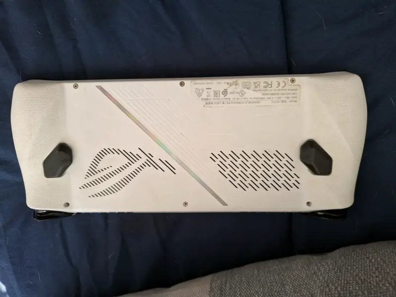 Asus Rog Ally Z1 Extreme - 2