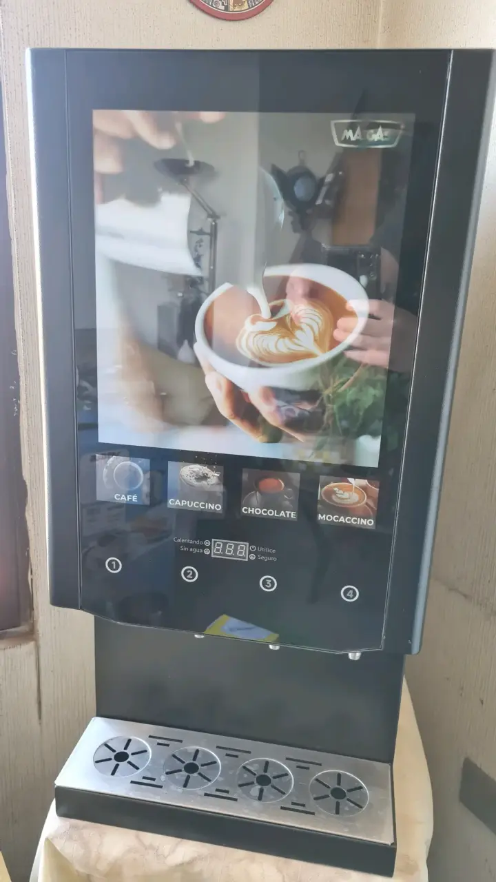 Máquina de café automática MAGA multifunción - 1