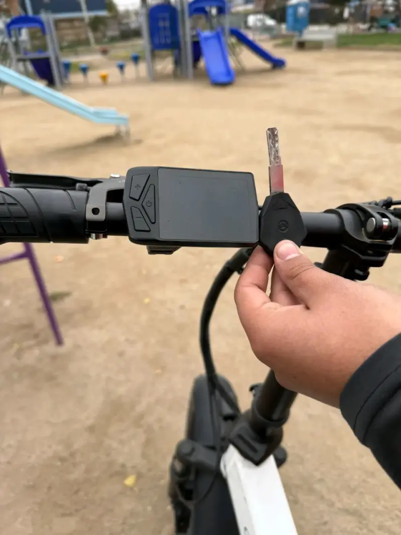 Bicicleta eléctrica plegable A Dece Oasis blanca - 6