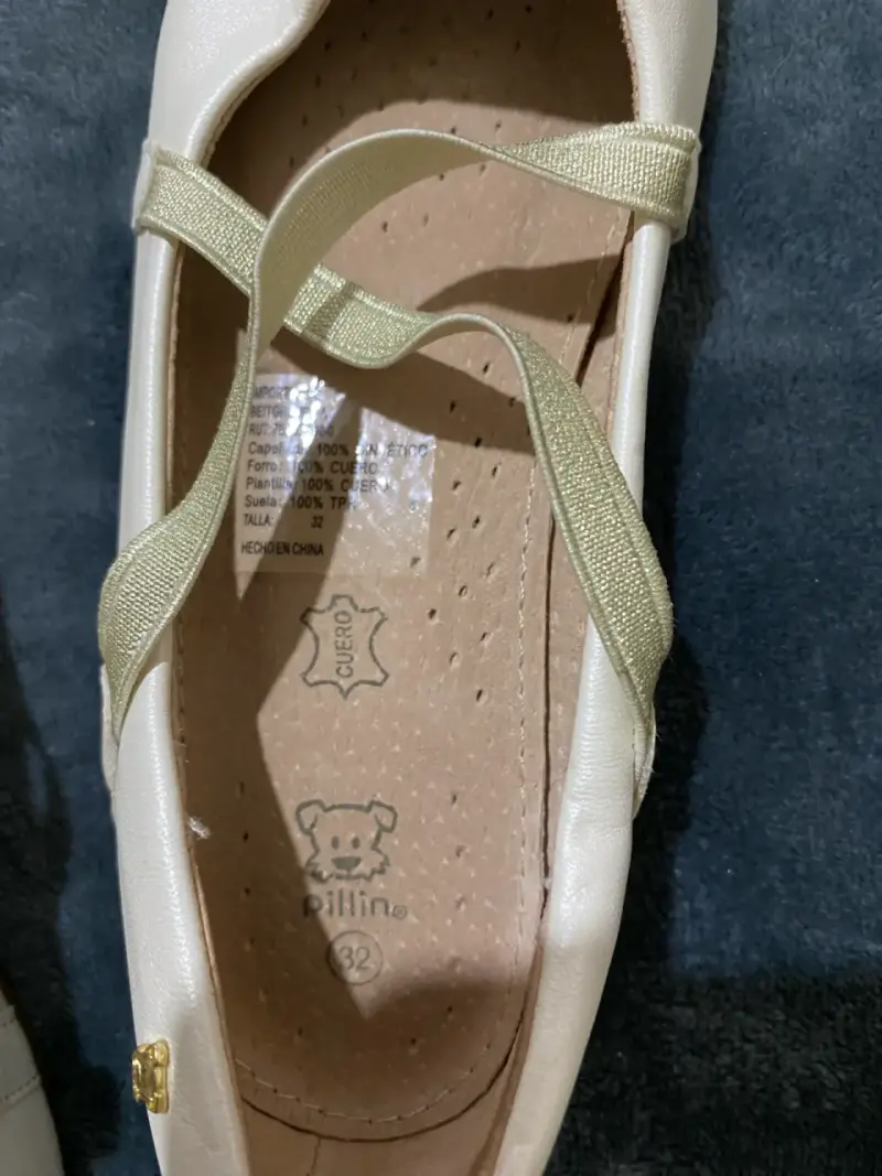 Zapatos de niña beige con tiras cruzadas - 3